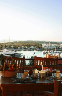 Dom Pedro Marina Hotel