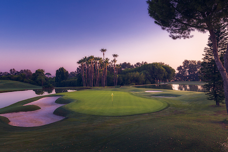 The green on the 3rd hole at Real Sevilla Golf