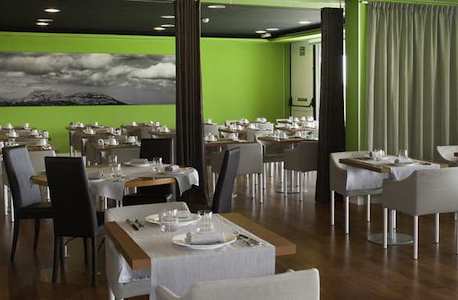 Restaurant Tramuntana features Mediterranean cuisine