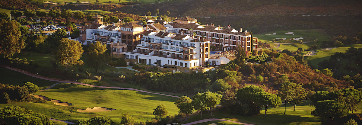 La Cala Golf Hotel is situated on 3 championship golf courses
