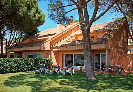 Villa at La Costa Resort with view to garden