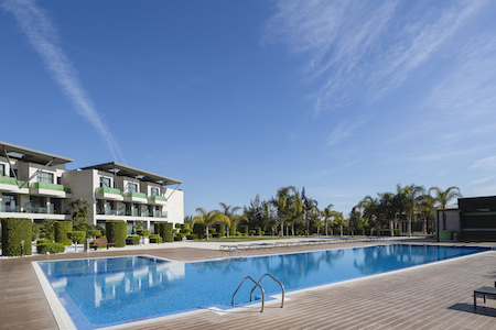 La Finca Hotel pool area