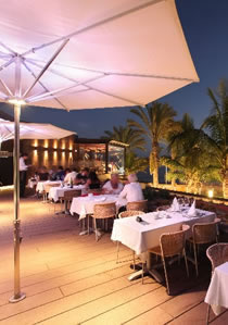 Dining on the terrace at Lopesan Costa Meloneras Resort