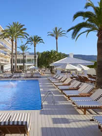 Pool terrace at Sol Beach House