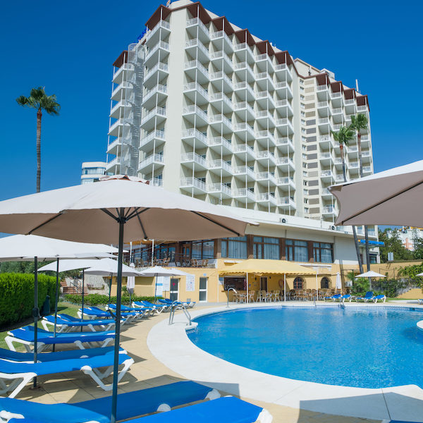 Monarque Torreblanca Hotel and pool