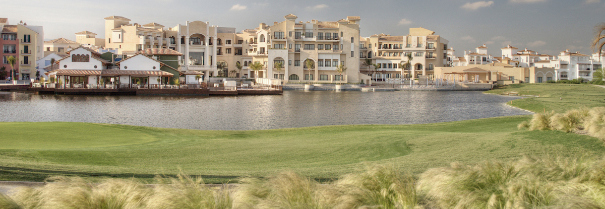 Panoramic view of DoubleTree by Hilton La Torre Hotel, lake and golf