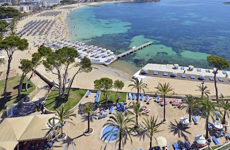 Beach zone in front of Sol Barbados Hotel