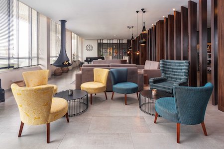 Lobby at AP Maria Nova Lounge Hotel