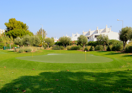 Putting Green at Crowne Plaza Vilamoura