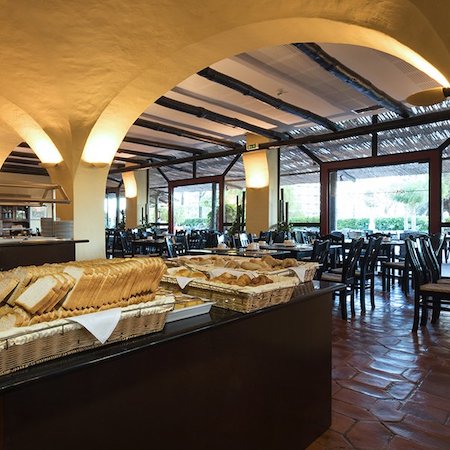 Breakfast at Dom Pedro Marina's Da Pietro