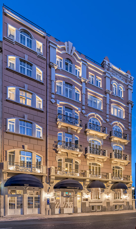 H10 Duque de Loule façade