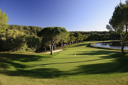 18th hole at Las Ramblas Golf
