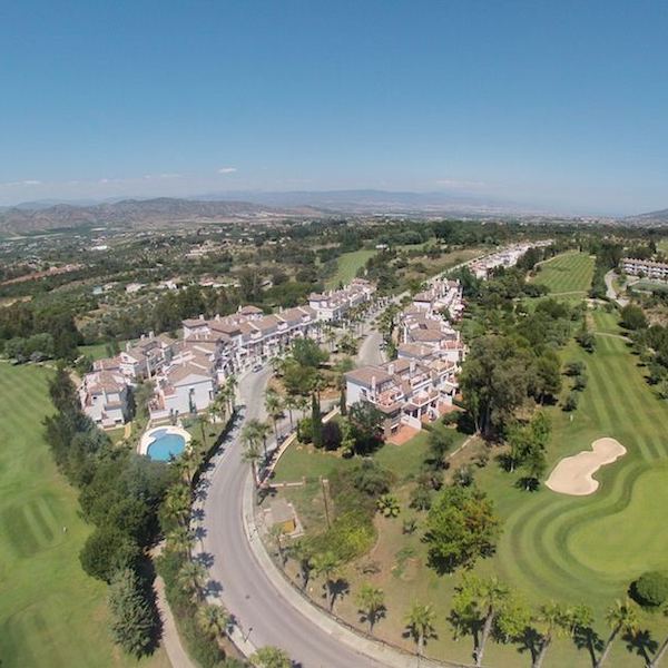 Lauro Golf Apartments is located on a 27 hole course near Alhaurin de la Torre