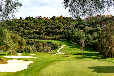 The 8th green on Los Arqueros Golf