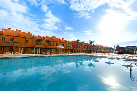 Pool area at NH Marina Portimaão Hotel 