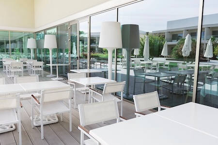 Al fresco dining