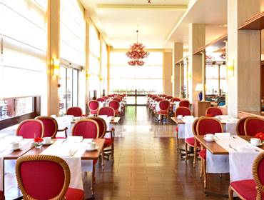 Pavilhão Restaurant at Pestana Dom João Hotel