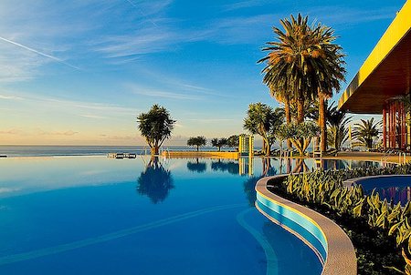 Infinity Pool at Pestana Casino Park