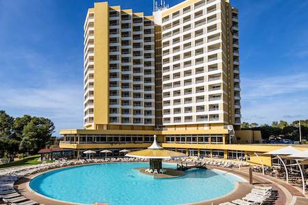 Pool view of Pestana Delfim Hotel
