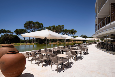 Esplanade Restaurante at Pestana Vila Sol