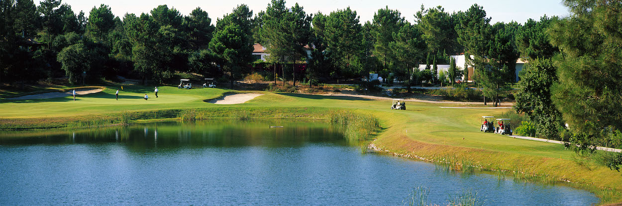 Quinta do Peru Golf is a parkland course with outstanding scenery