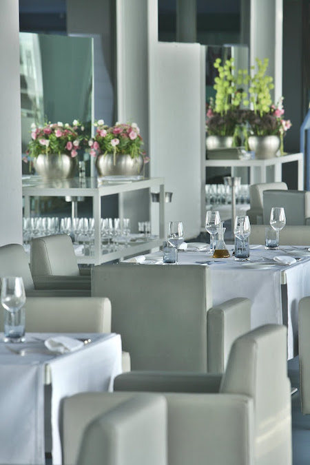 Dining room at The Oitavos Hotel