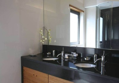 Bathroom in 2 bedroom deluxe apartment